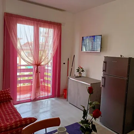 Carlo Апартаменты